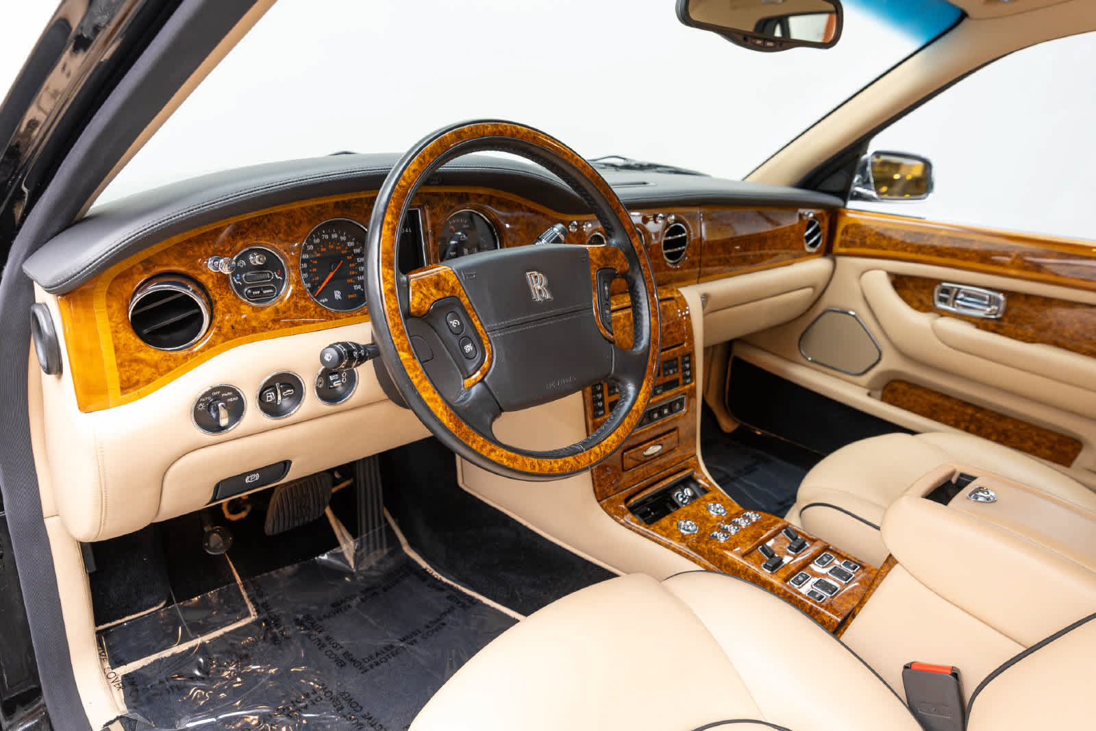 Used 2002 Rolls-Royce Silver Seraph RWD image 2