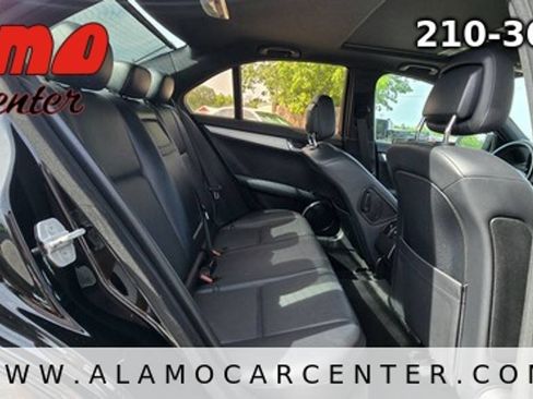 Used 2008 Mercedes-Benz C 300 Sedan image 19