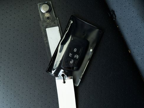 Used 2020 Volkswagen Atlas SE image 44