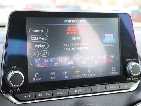 Used 2022 Nissan Sentra SV image 34