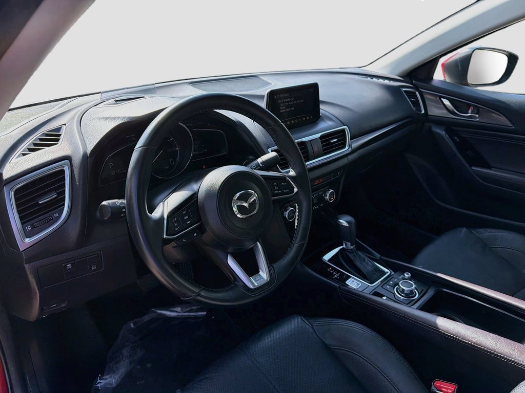 Used 2018 MAZDA MAZDA3 Grand Touring FWD image 9