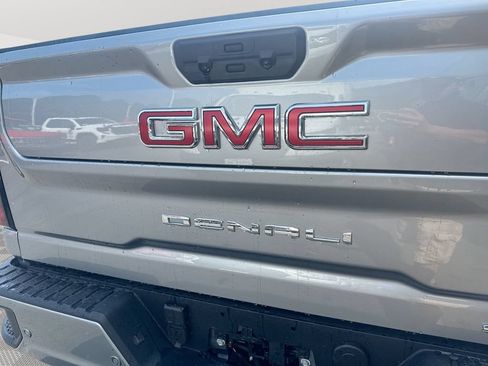 New 2026 GMC Sierra 2500 Denali w/ Denali Reserve Package AWD/4WD image 28