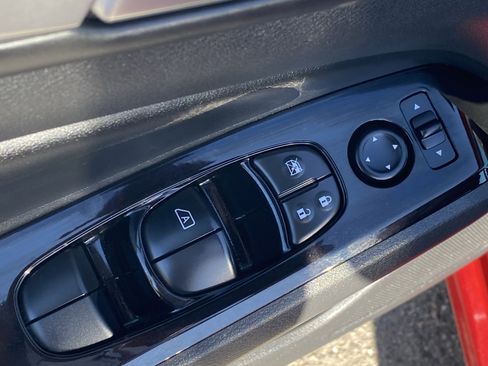 Used 2024 Nissan Altima 2.5 SR w/ SR Premium Package image 18