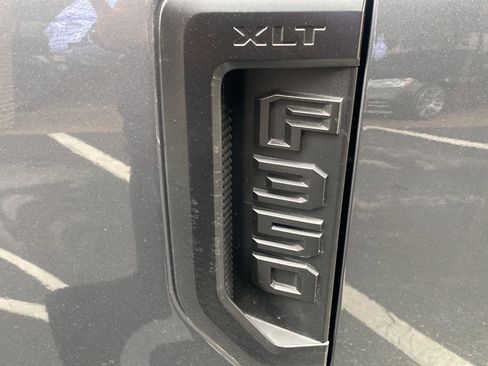 Used 2022 Ford F350 XLT w/ XLT Value Package AWD/4WD image 13