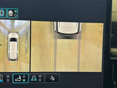 New 2026 GMC Yukon XL Elevation image 37