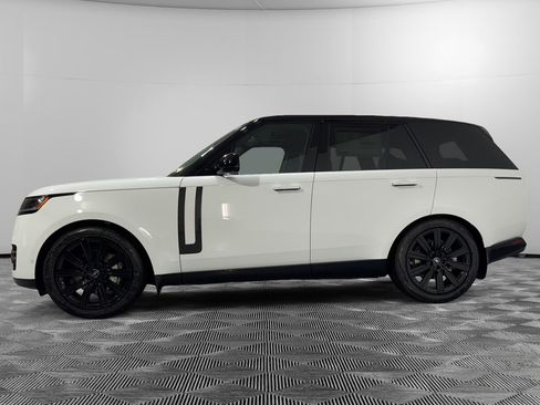 New 2025 Land Rover Range Rover SE AWD/4WD image 2
