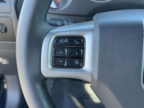 Used 2011 Dodge Challenger R/T w/ Sound Group II image 15