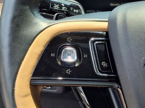 Certified 2022 Lincoln Corsair Reserve w/ Equipment Group 201A image 12