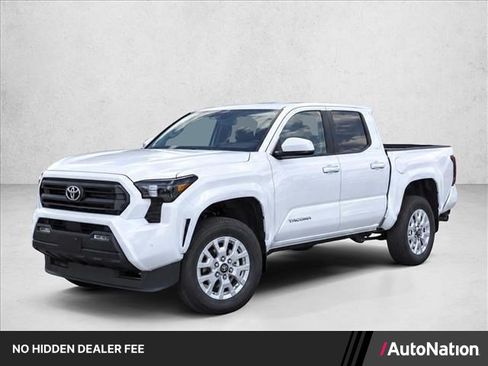 Used 2025 Toyota Tacoma SR5 AWD/4WD image 1