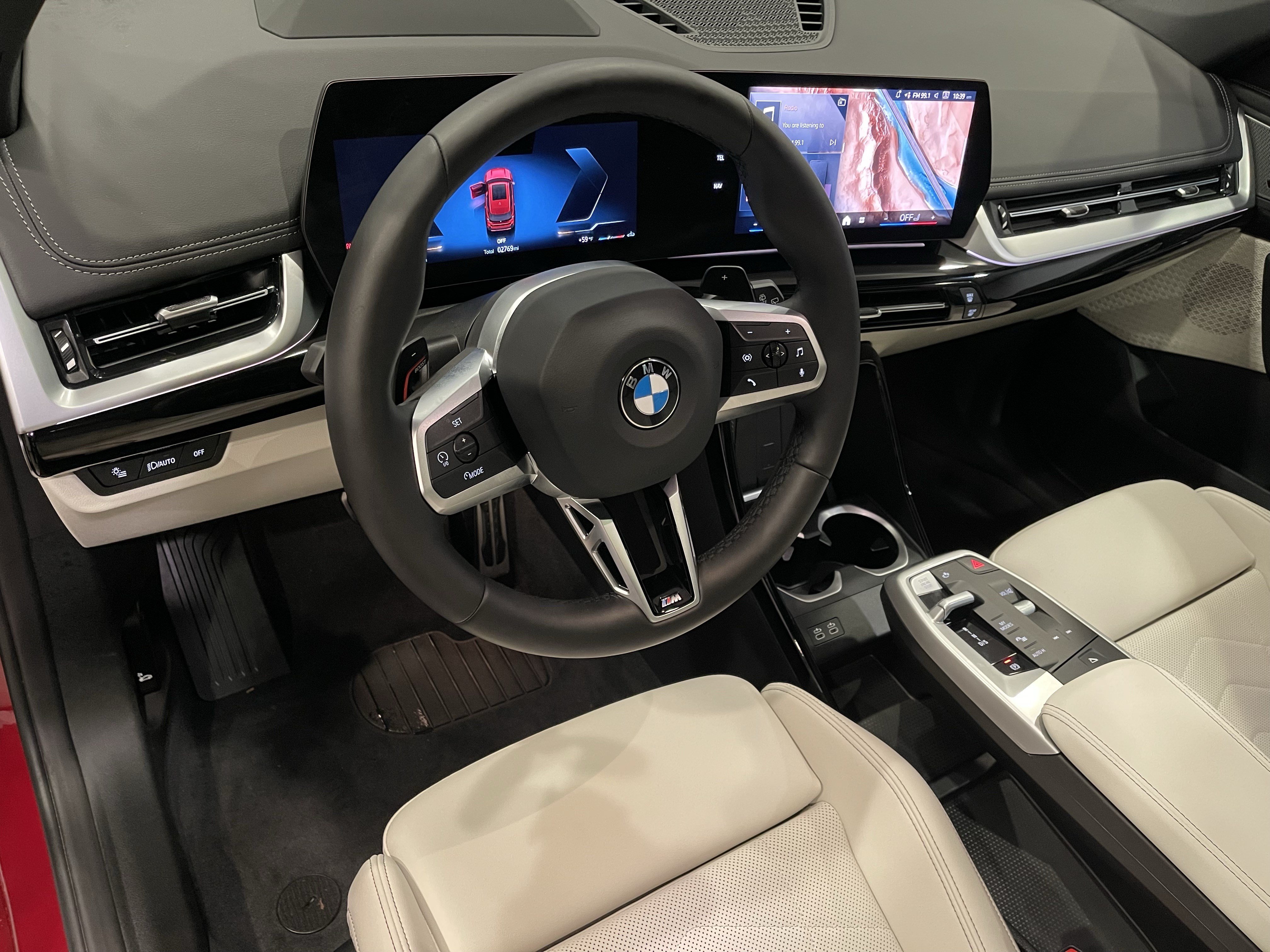 Used 2026 BMW X1 xDrive28i w/ Technology Package AWD/4WD image 13