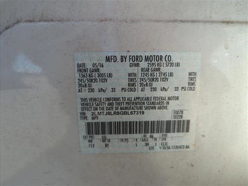 Used 2016 Lincoln MKX Reserve w/ Climate Package image 23