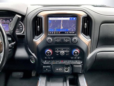 Used 2020 Chevrolet Silverado 2500 High Country w/ Technology Package image 11