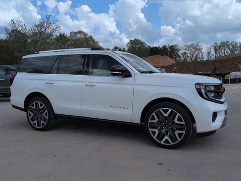 New 2026 Ford Expedition Platinum AWD/4WD image 2