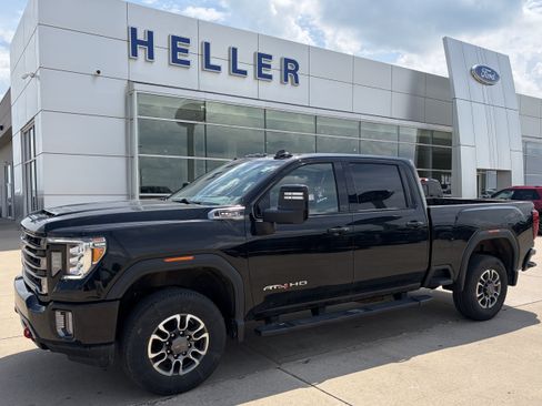 Used 2021 GMC Sierra 2500 AT4 AWD/4WD image 3