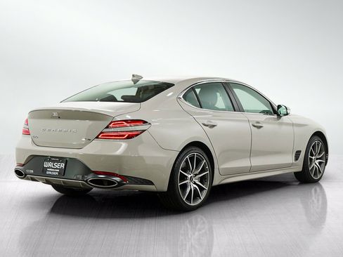 Used 2026 Genesis G70 2.5T AWD/4WD image 5