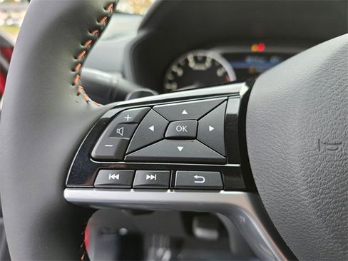 New 2025 Nissan Altima 2.5 SR image 18