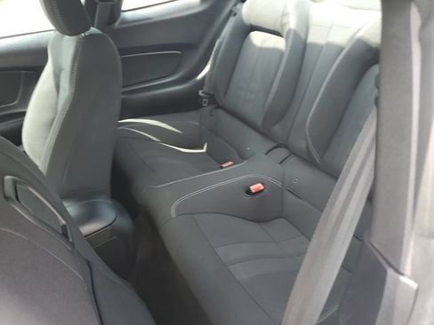 Used 2018 Ford Mustang Coupe w/ Equipment Group 101A RWD image 24