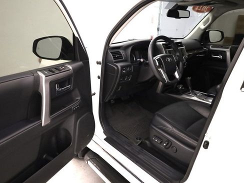 Used 2022 Toyota 4Runner Limited image 9