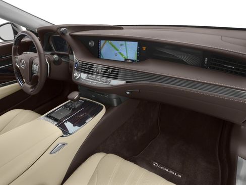 Used 2018 Lexus LS 500h w/ Luxury Package RWD image 13