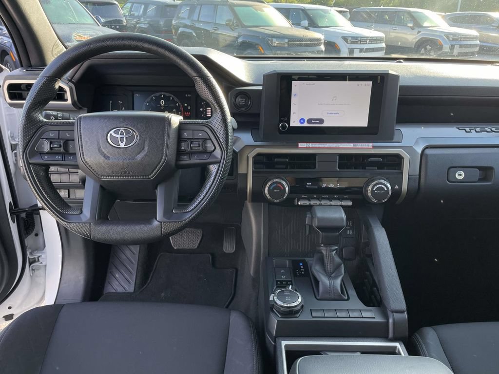 Used 2026 Toyota Tacoma SR5 AWD/4WD image 4