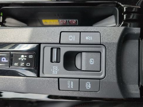 New 2026 Toyota Prius Plug-In Hybrid FWD image 26