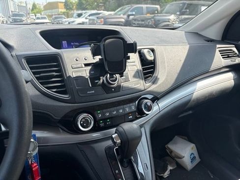 Used 2015 Honda CR-V LX image 2