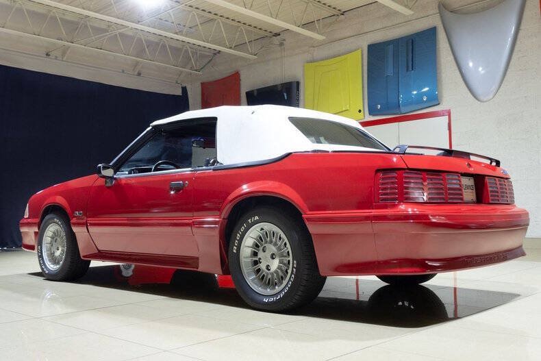 Used 1989 Ford Mustang GT RWD image 15