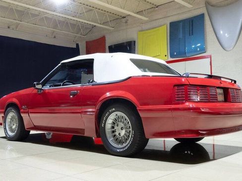 Used 1989 Ford Mustang GT RWD image 15