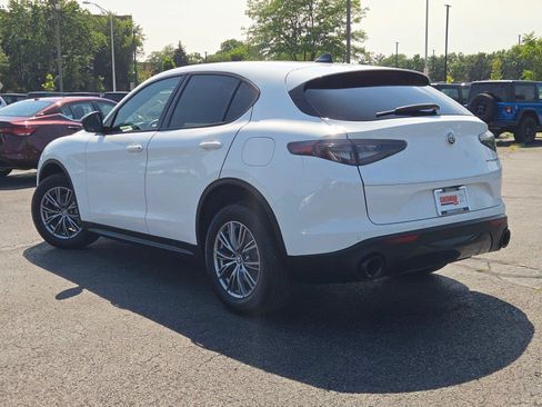 Used 2024 Alfa Romeo Stelvio Sprint RWD image 23