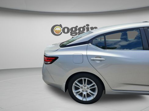 Used 2020 Nissan Sentra S FWD image 30