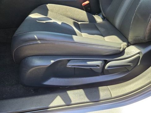 Used 2024 Honda Civic Sport image 14