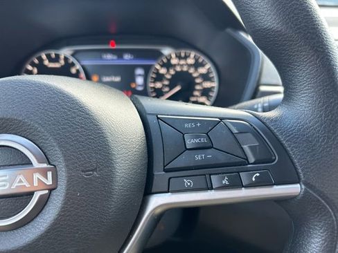 Used 2023 Nissan Altima 2.5 SV image 15