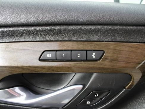 Used 2020 GMC Terrain Denali w/ Denali Premium Package image 17