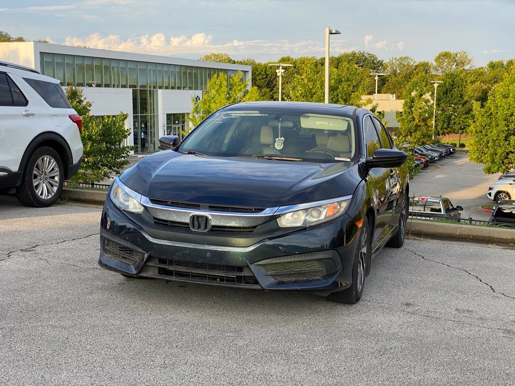 Used 2017 Honda Civic EX image 3