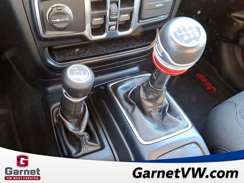 Used 2020 Jeep Wrangler Unlimited Sport image 15