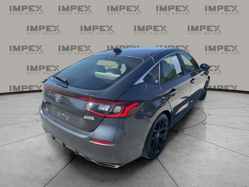 Used 2024 Honda Civic Sport Touring image 5