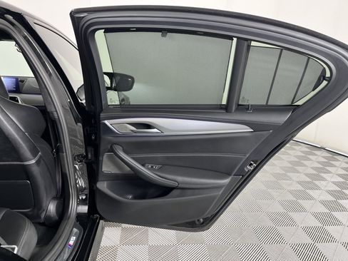 Used 2019 BMW M5 w/ Executive Package image 27