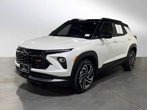 Used 2024 Chevrolet TrailBlazer RS w/ Convenience Package image 7