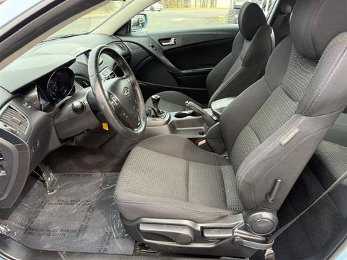 Used 2012 Hyundai Genesis 2.0T image 19