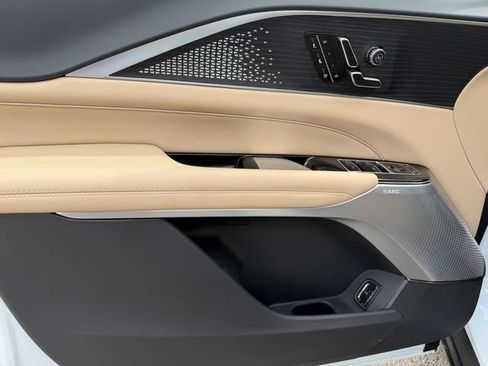 New 2026 Cadillac Lyriq Signature Sport w/ Nappa Leather Package RWD image 12
