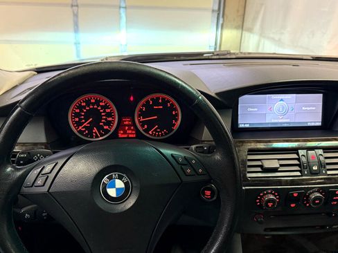 Used 2006 BMW 530xi Wagon image 18
