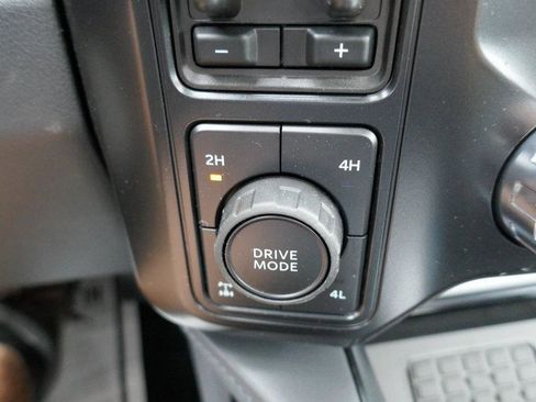 New 2026 Ford F350 Platinum w/ FX4 Off-Road Package image 19