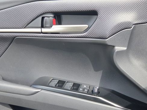 New 2026 Toyota Camry Hybrid FWD image 26