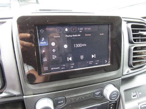 Used 2026 RAM ProMaster 2500 w/ Convenience Group FWD image 12