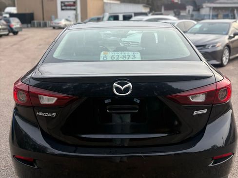 Used 2018 MAZDA MAZDA3 Touring image 5