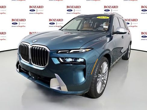 Used 2024 BMW X7 xDrive40i image 4