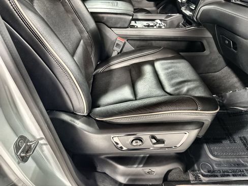 Used 2022 RAM 1500 Limited AWD/4WD image 62