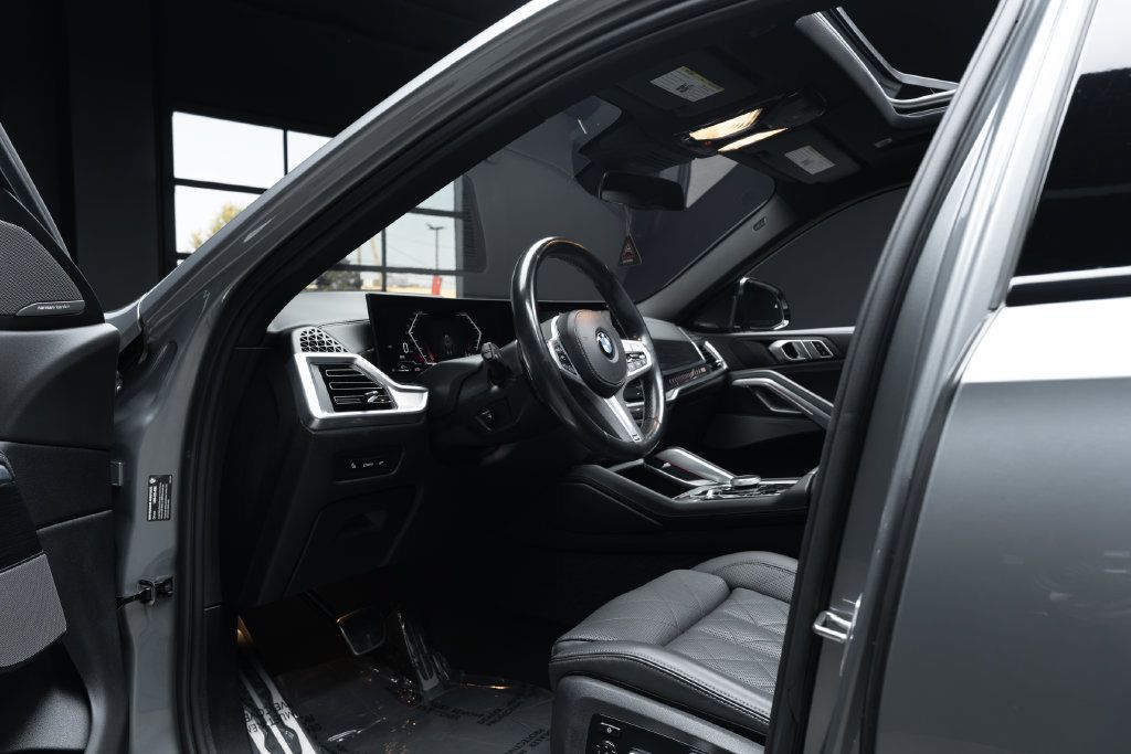 Used 2024 BMW X6 xDrive40i w/ Premium Package AWD/4WD image 22