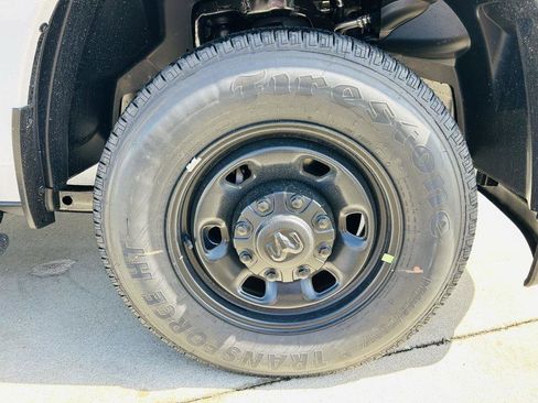 New 2025 RAM 2500 Tradesman image 38