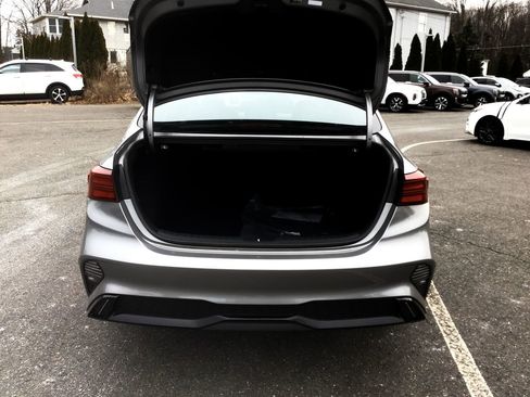 Used 2023 Kia Forte GT-Line w/ GT-Line Technology Package image 11